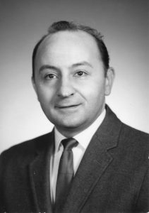 Headshot of Louis Como.