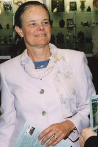 Portrait of Carolyn Rizza.
