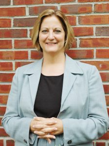 Headshot of Amanda Yale